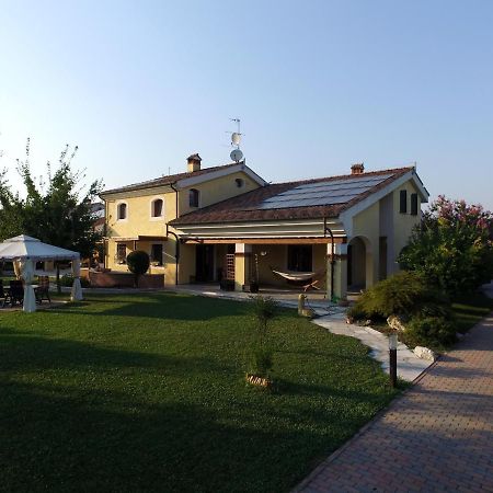 B&B Melograno Mc Rubano Bagian luar foto