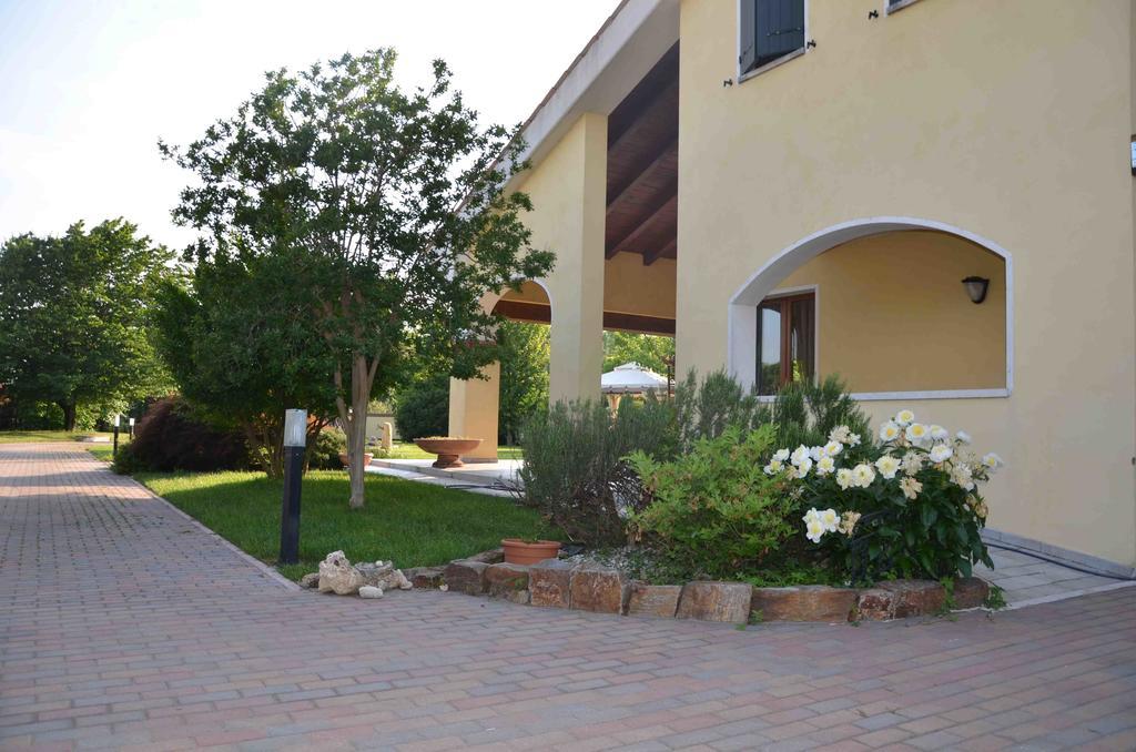 B&B Melograno Mc Rubano Bagian luar foto